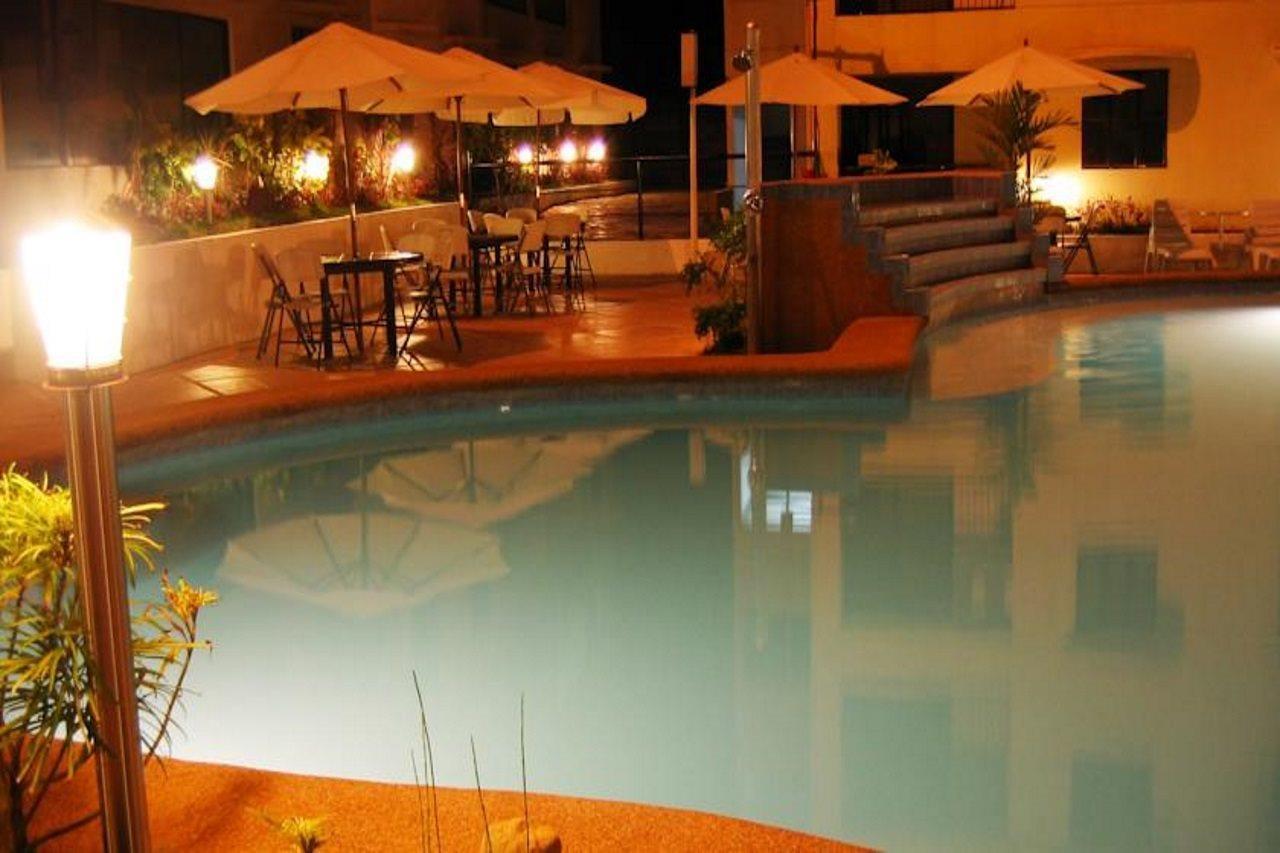 Lancaster Hotel Cebu Lapu-Lapu City Buitenkant foto