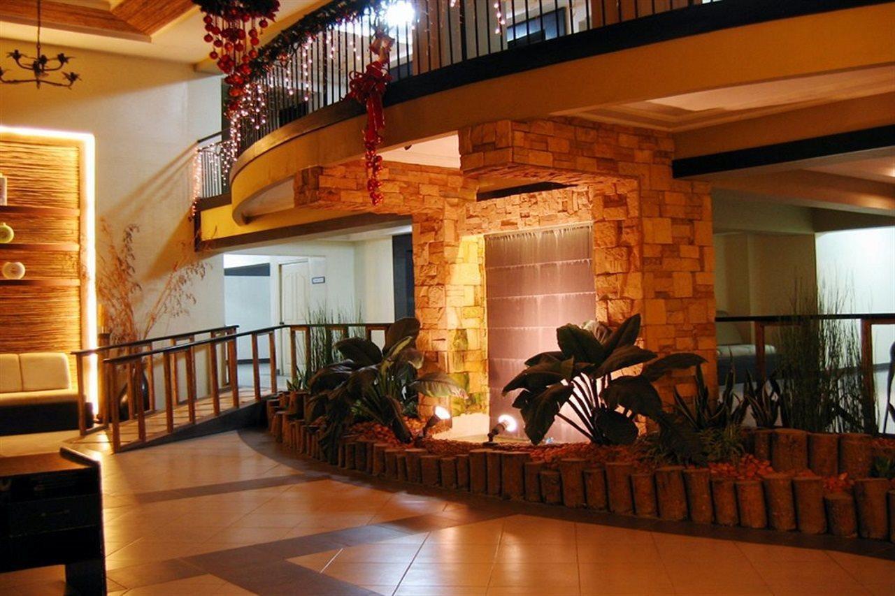 Lancaster Hotel Cebu Lapu-Lapu City Buitenkant foto