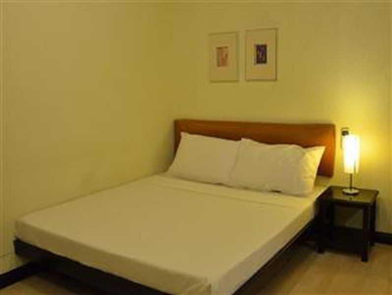 Lancaster Hotel Cebu Lapu-Lapu City Buitenkant foto