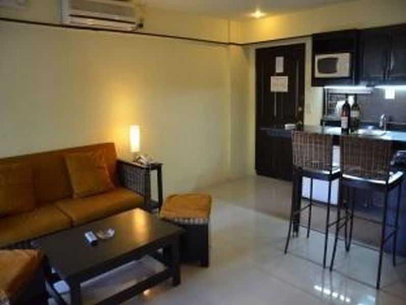 Lancaster Hotel Cebu Lapu-Lapu City Buitenkant foto