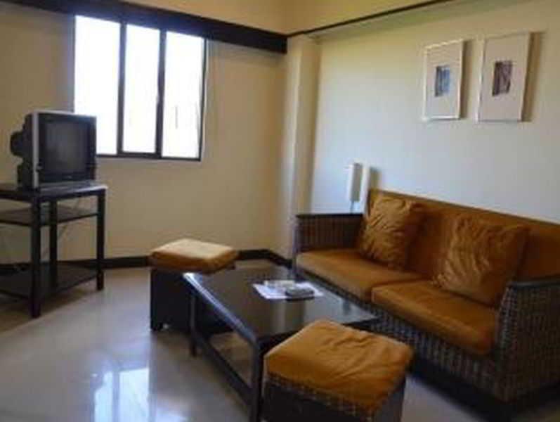 Lancaster Hotel Cebu Lapu-Lapu City Buitenkant foto